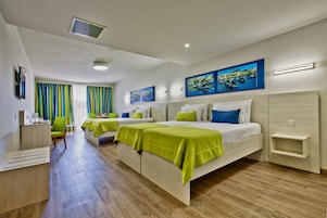 In-room safe, desk, free WiFi, bed sheets