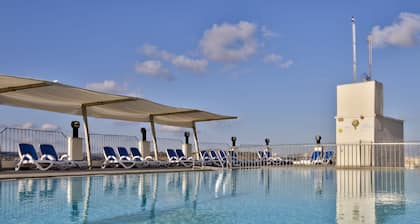 Hotel Santana