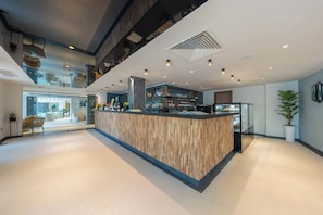Coffee shop