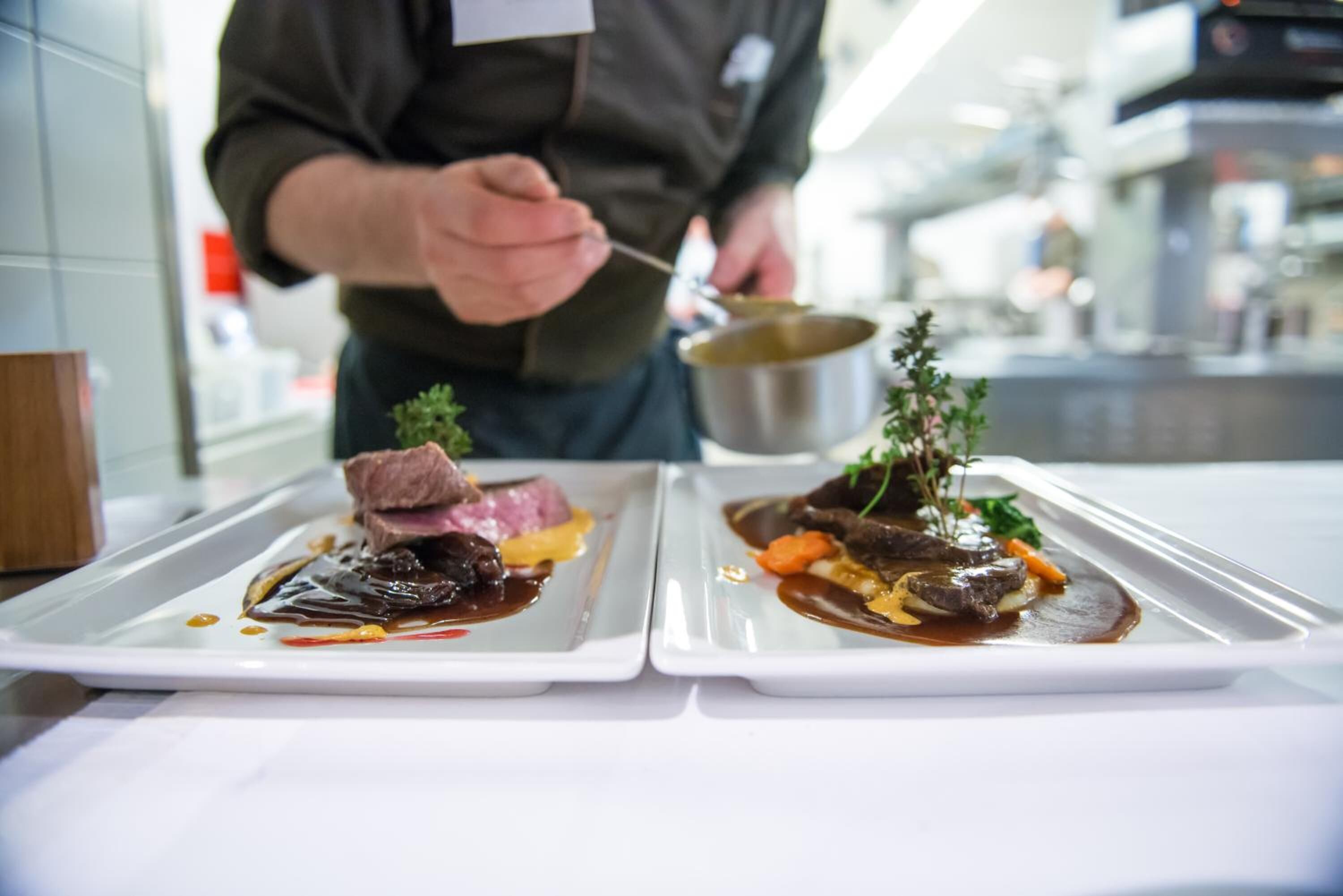 lunch and dinner served