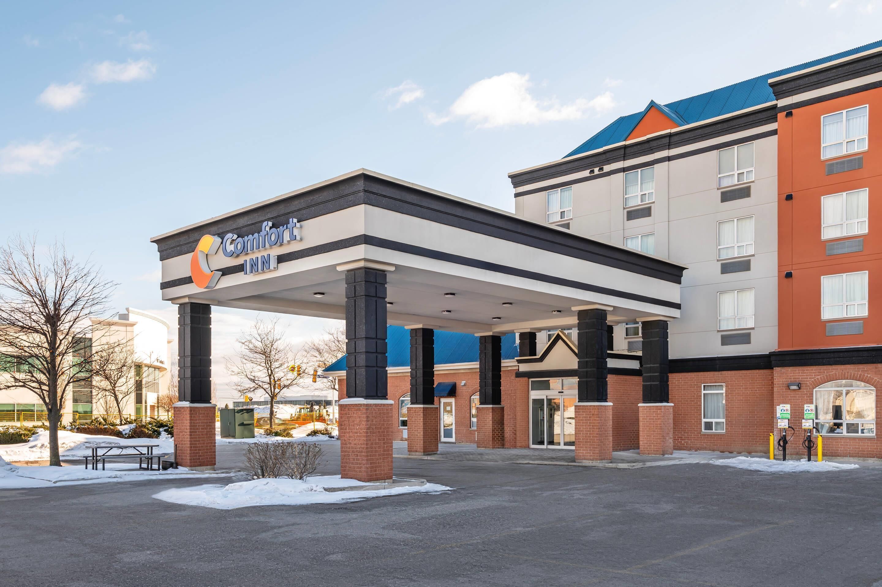 Photo - Comfort Inn Mississauga