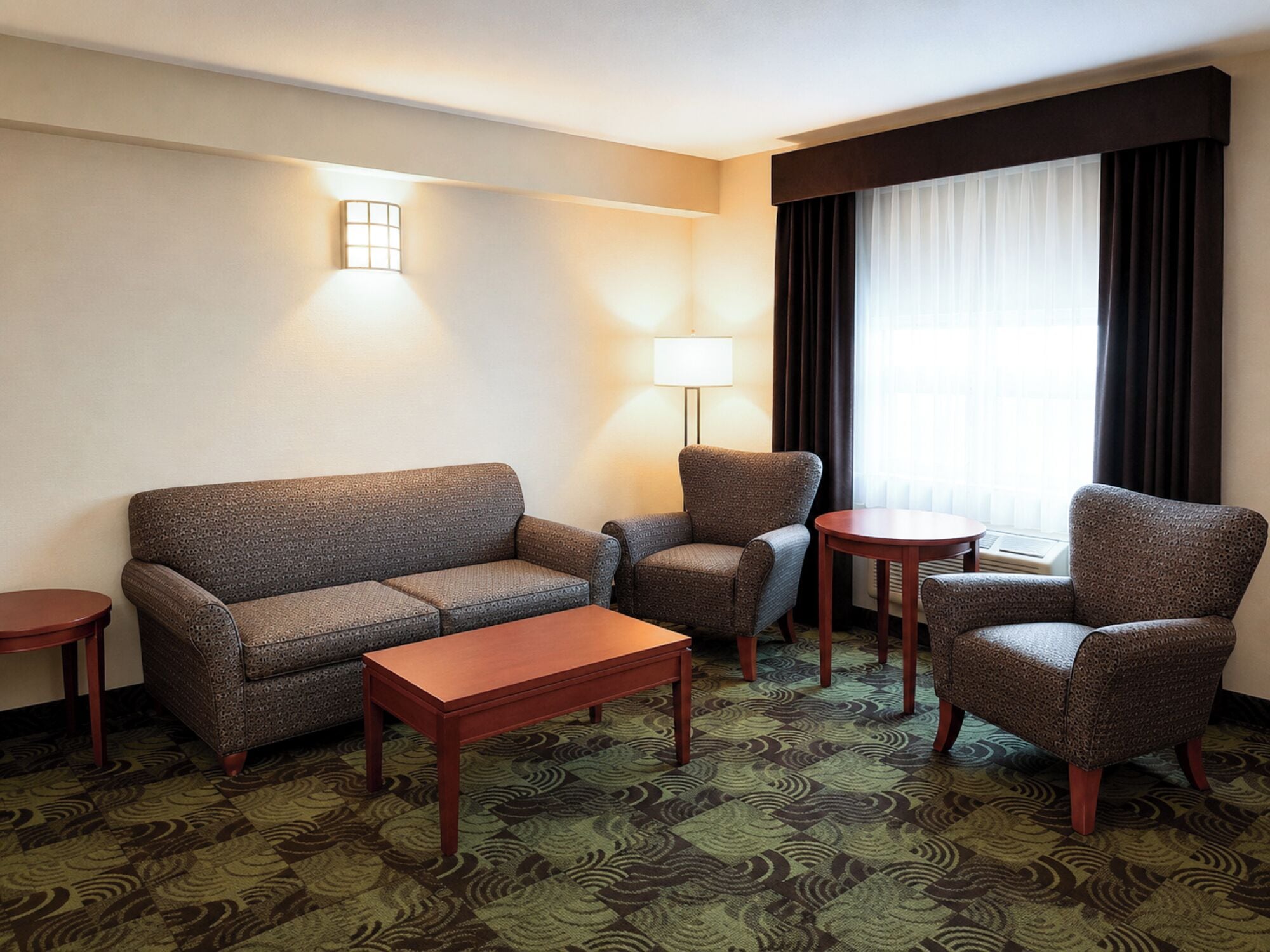 Foto - Deerfoot Inn & Casino