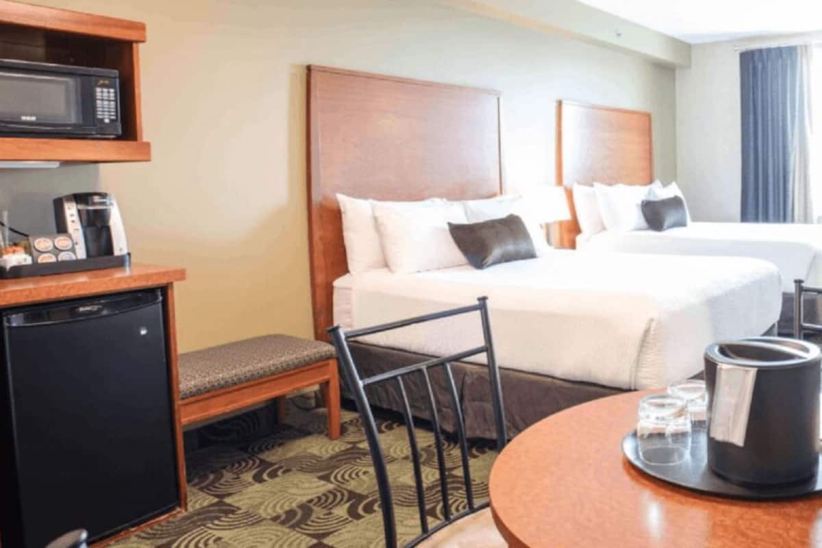Chambre familiale double, 2 grands lits | 1 chambre, literie de qualité, couette en duvet
