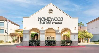 Homewood Suites by Hilton Laredo at Mall del Norte