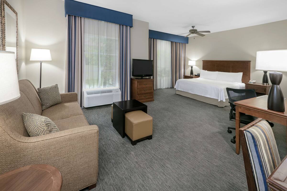 premium bedding, in-room safe, desk, iron/ironing board