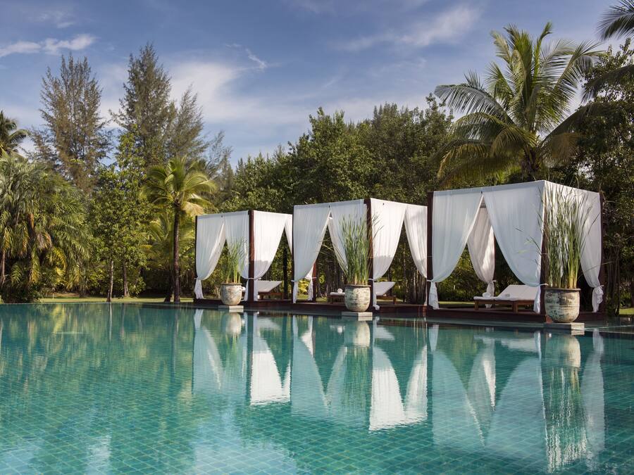 Outdoor pool, pool umbrellas