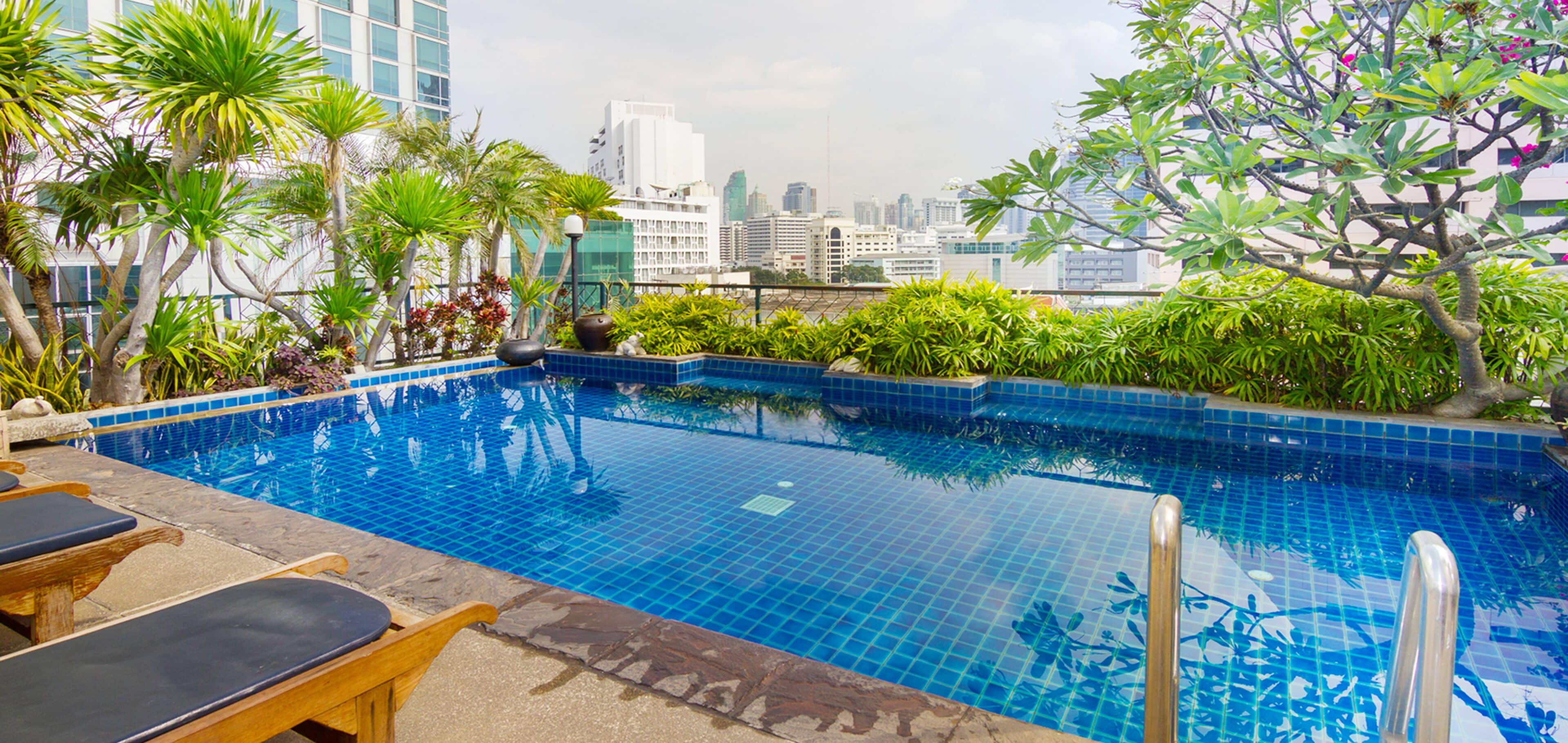 outdoor pool, pool loungers