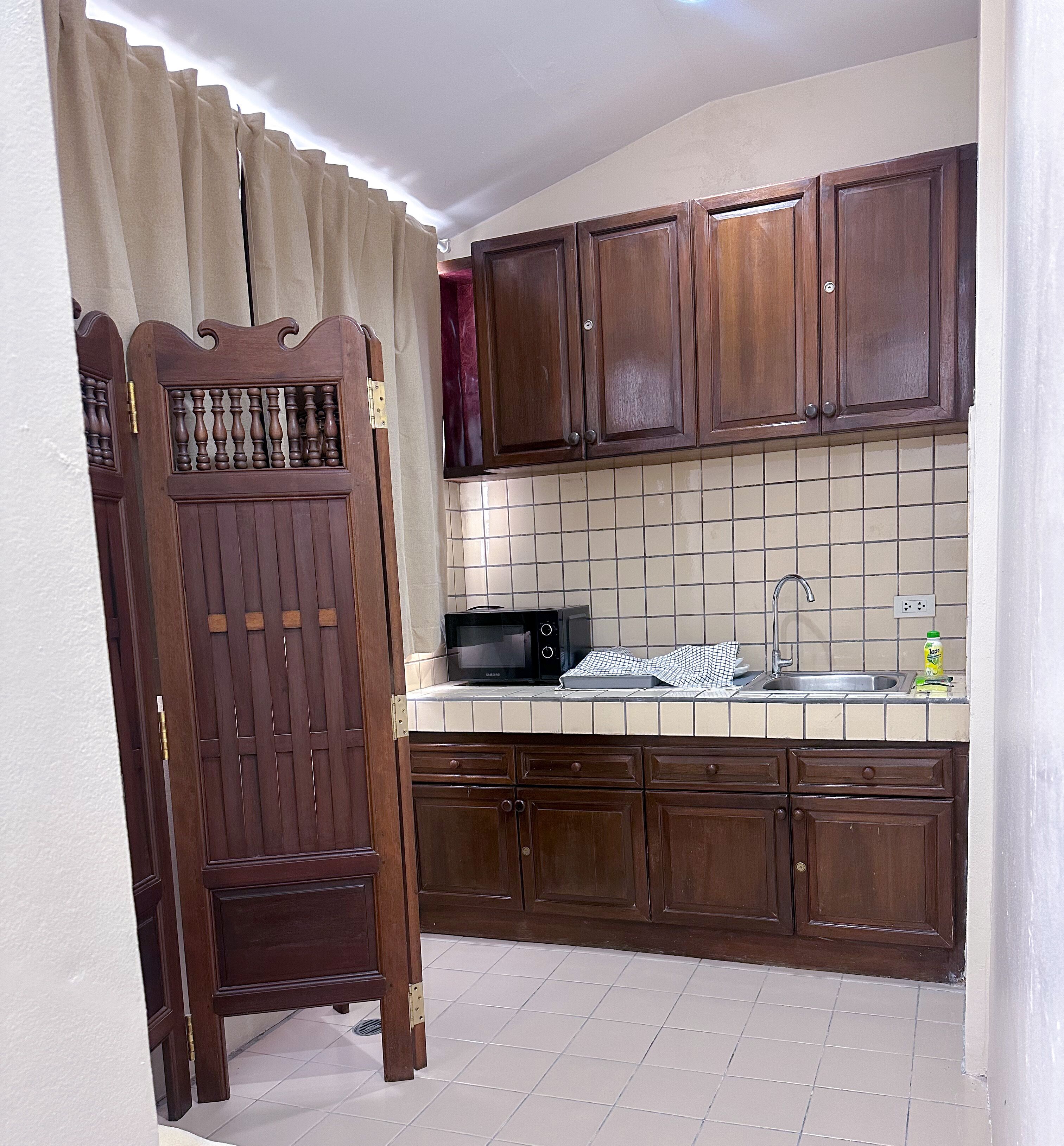 penthouse, patio, garden area | private kitchen | fridge, coffee/tea maker, electric kettle