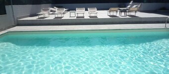 Hotel International
