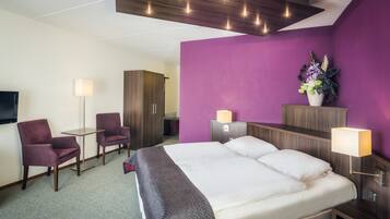 Quarto executivo | Frigobar, cofres nos quartos, escrivaninha, berços (sobretaxa)