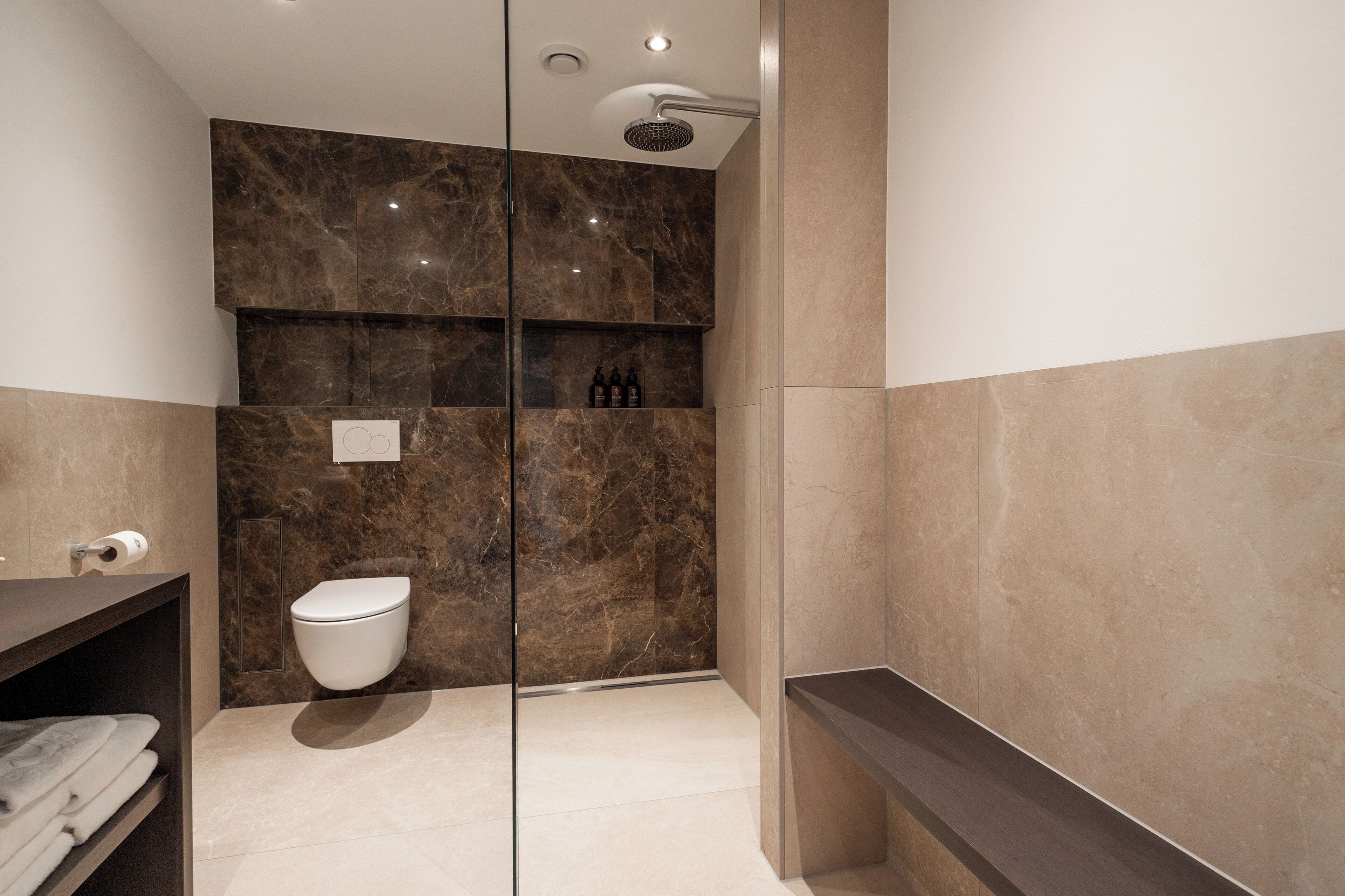 superior room, 1 bedroom | bathroom | free toiletries, hair dryer, bathrobes, slippers