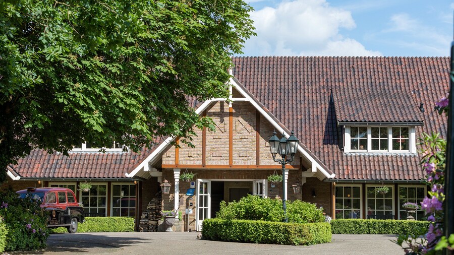 Landhuishotel & Restaurant De Bloemenbeek