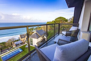 Suite familiar, vistas al mar | Balcón