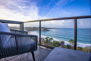 	Family Suite with Spa Access and sea view | Balcony - L'Agapa Hôtel Spa (Perros-Guirec)