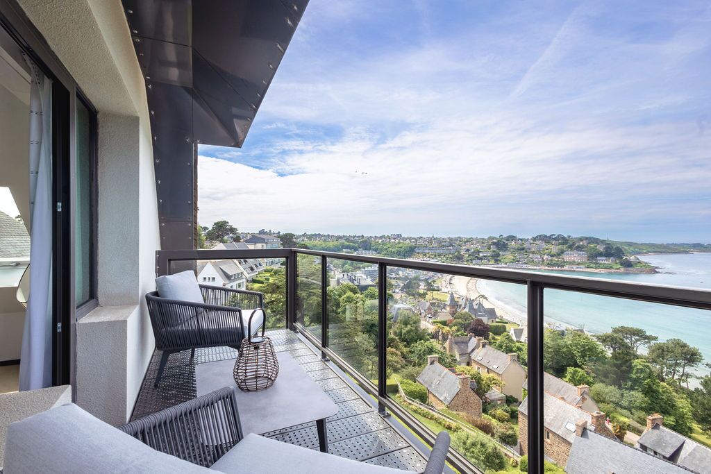 Phòng Suite dành cho gia đình, quang cảnh biển | Hiên