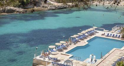 Globales Apartamentos Cala Viñas Adults Only + 16