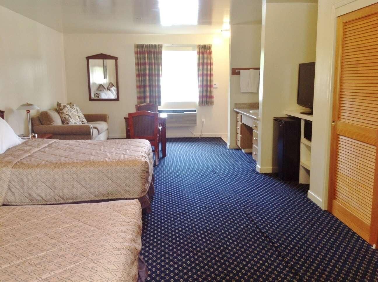 Desk, soundproofing, cots/infant beds, rollaway beds