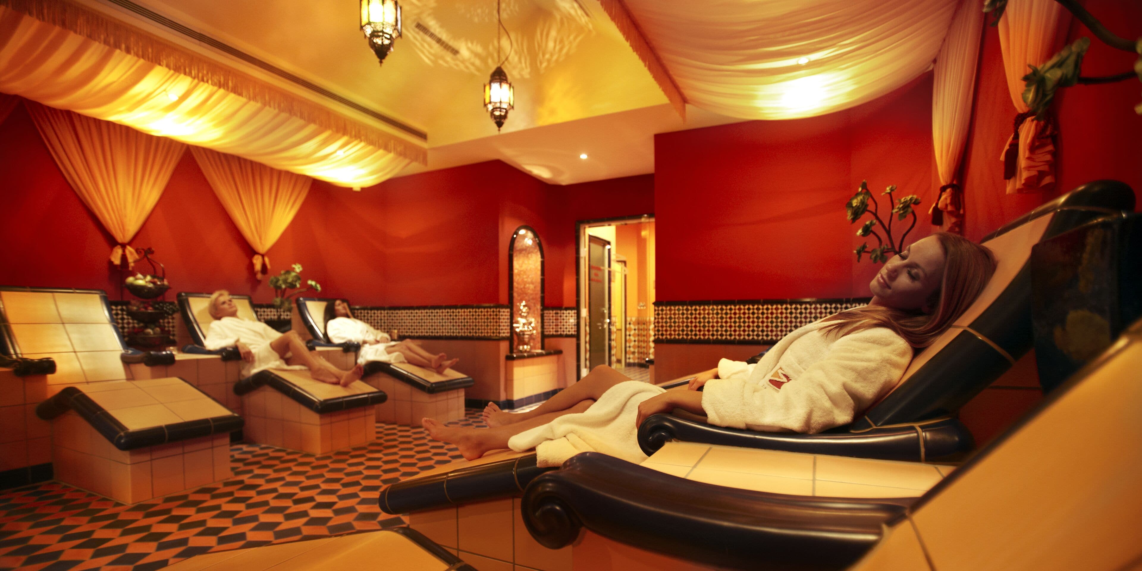 couples treatment room(s), sauna, hot tub, steam room