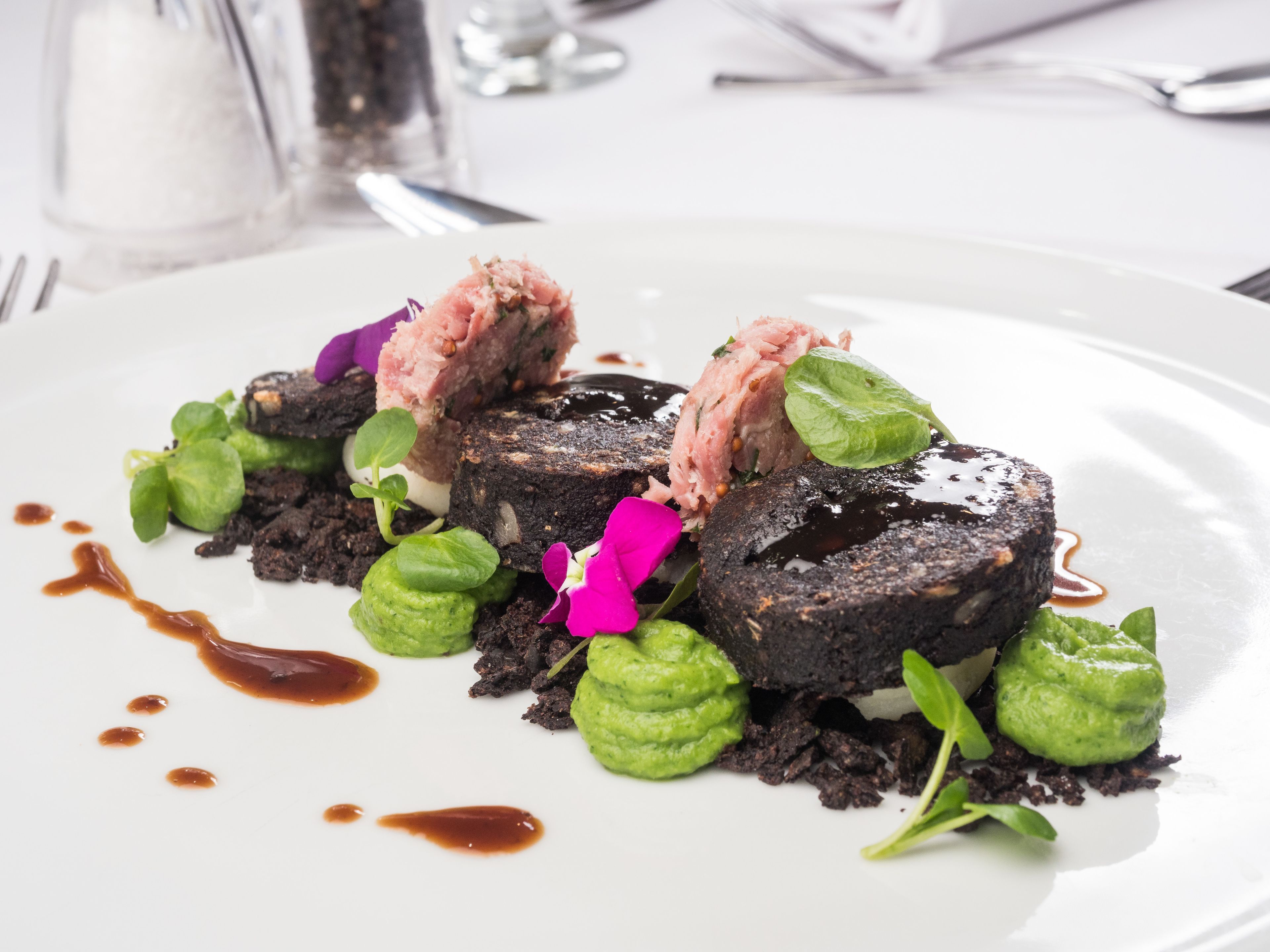 Breakfast and dinner served