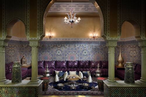 4 restaurants, spécialités Cuisine marocaine