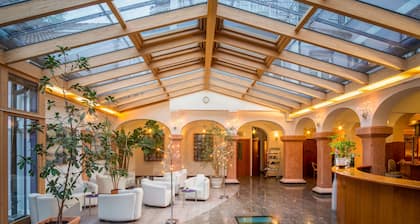 Hotel Atrium