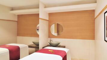 Una habitación de hotel con dos camas, una pared decorativa de madera, un espejo redondo y un lavamanos.