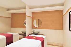 Salas de tratamiento para parejas, baño turco, tratamientos corporales