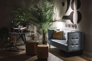 Lunch, dinner served; French cuisine, al fresco dining  - Van der Valk Hotel Assen (Assen)