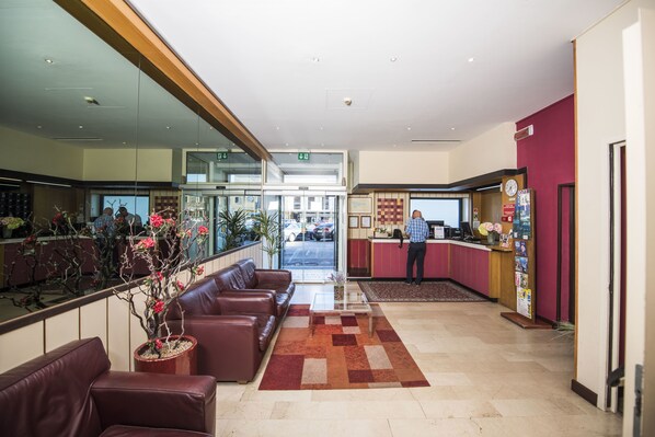 Reception - Hotel Fortuna (Ancona)