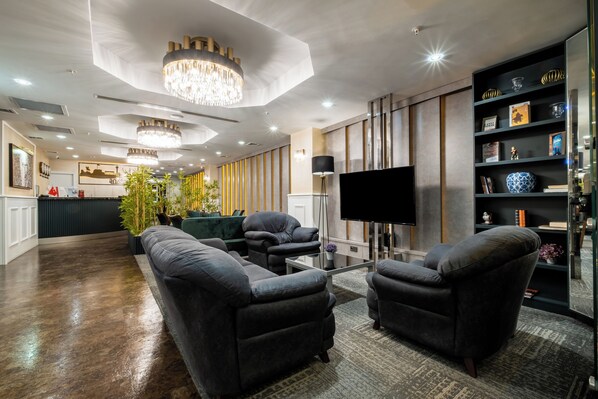 Reception - Ramada by Wyndham Ankara (Ankara)