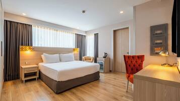 Deluxe Room, 1 Double Bed, Smoking | View from room