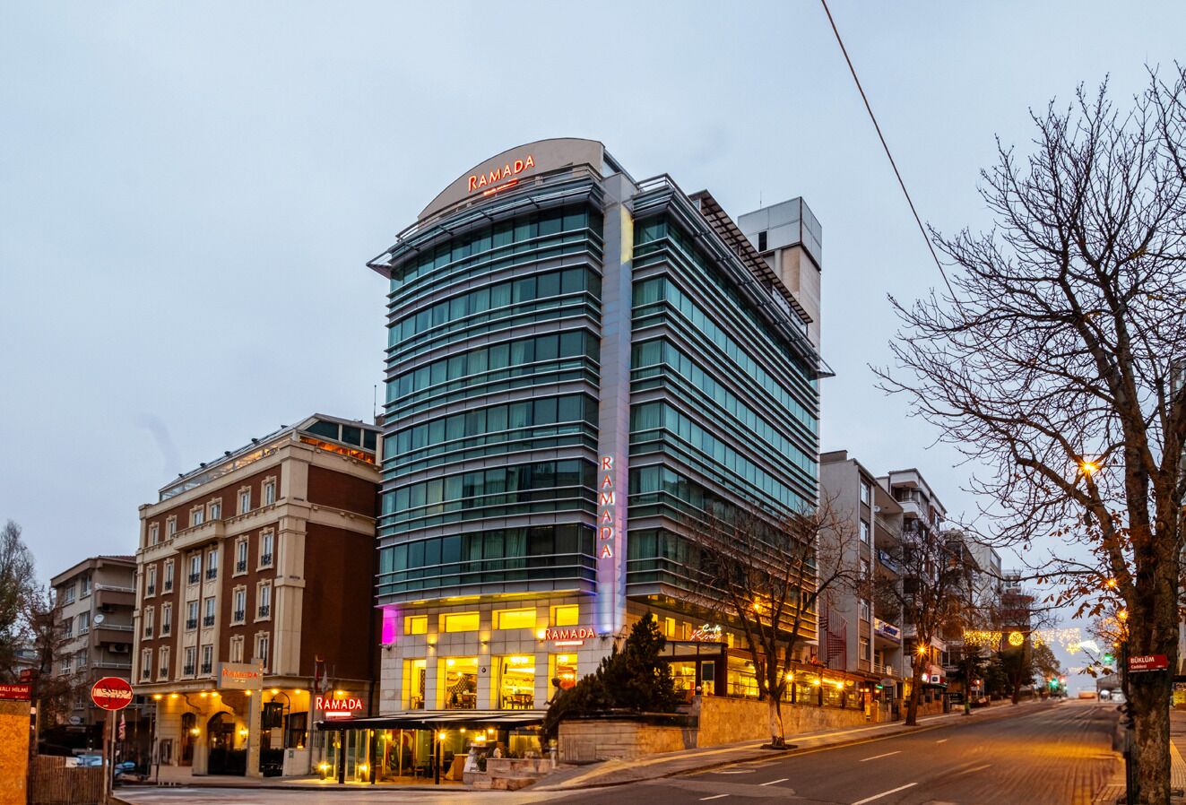 المنشأة من الخارج