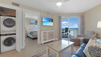 Premium Condo, Balcony, Ocean View (Gulf Front) | Laundry