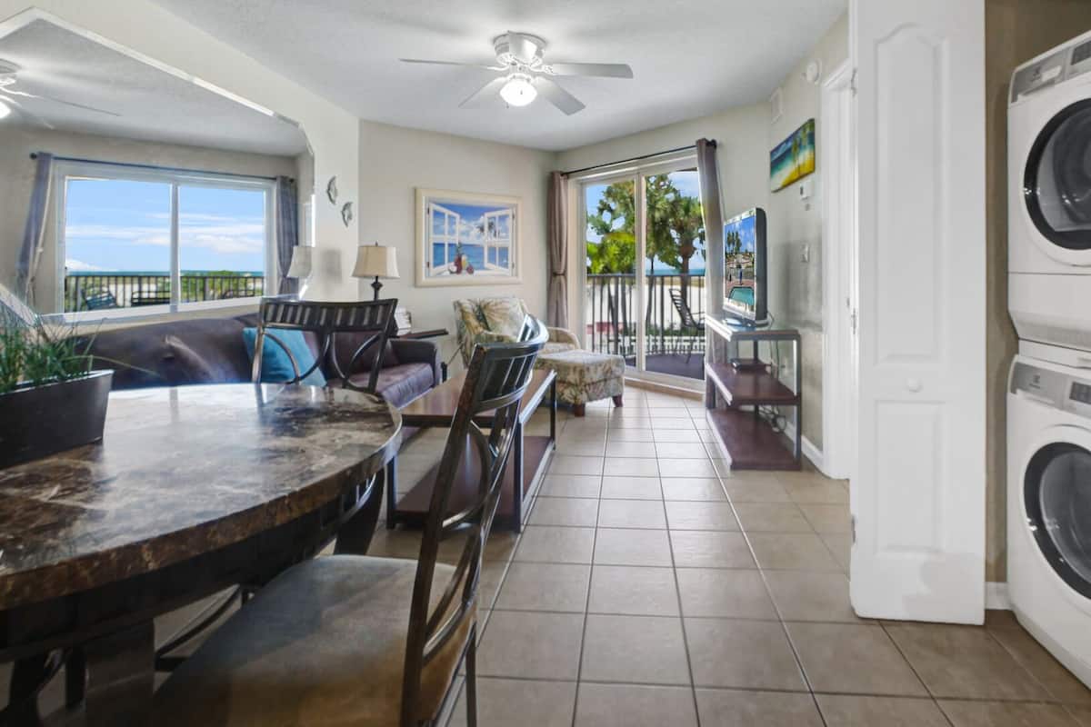 Condo, sacada (Gulf Front) | Fachada da propriedade