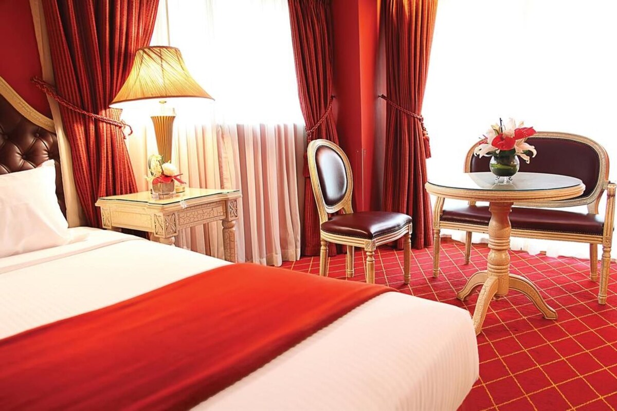 Hypo-allergenic bedding available, minibar, in-room safe, desk