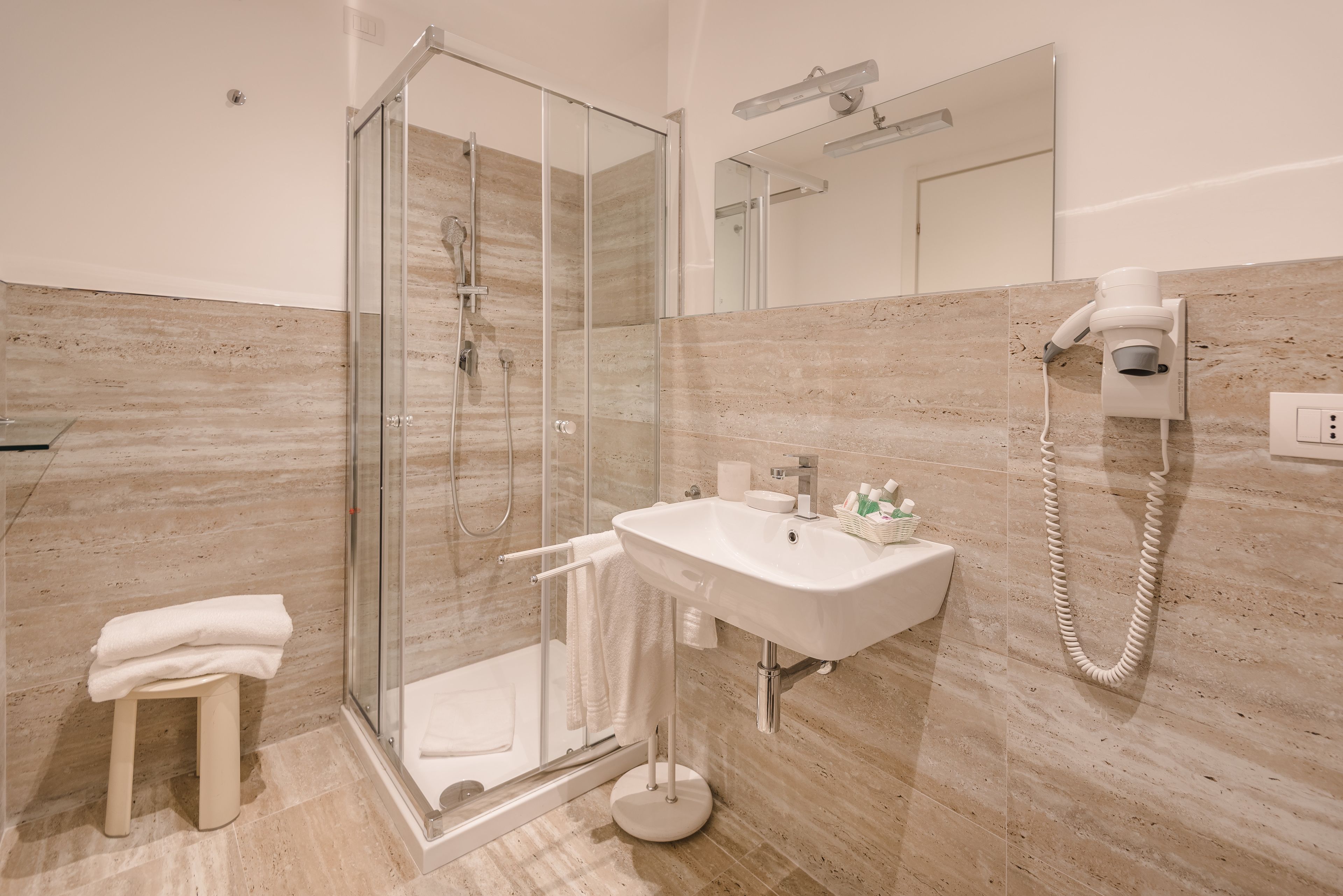 double room, sea view | bathroom | free toiletries, hair dryer, slippers, bidet