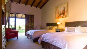 Twin Room, 2 Single Beds | Premium bedding, in-room safe, individually decorated