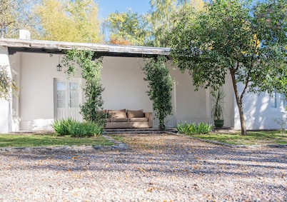 Postales Finca & Bodega by DOT Boutique