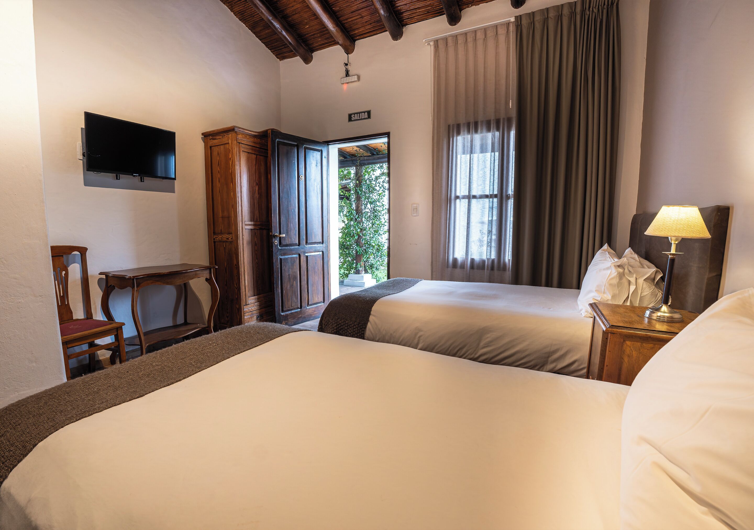 Triple Room, 3 Twin Beds | Premium bedding, in-room safe, individually decorated