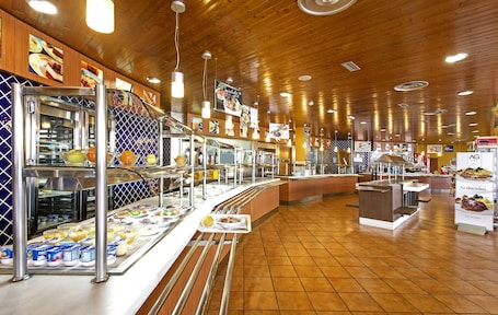 Daily continental breakfast for a fee