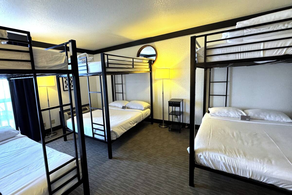 Bunk Suite + FREE $5 in slot play & $10 in table games match play | In-room safe, soundproofing, free WiFi, bed sheets
