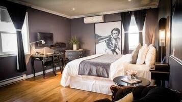 Deluxe-Suite, 1 King-Bett | Hochwertige Bettwaren, Daunenbettdecken, Pillowtop-Betten, Minibar