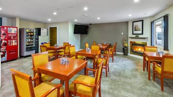 Desayuno continental gratuito