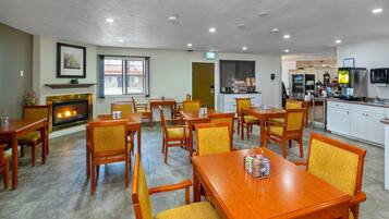 Free continental breakfast