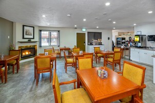 Free continental breakfast