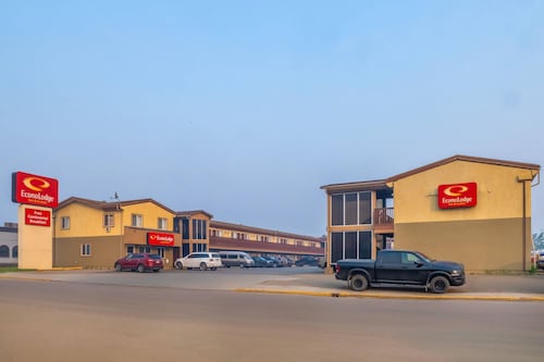 Econo Lodge Inn & Suites
