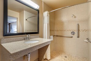 Standard Room, 2 Queen Beds, Accessible, Non Smoking | Bathroom | Hair dryer, towels - Best Western Windwood Inn & Suites (Freer)
