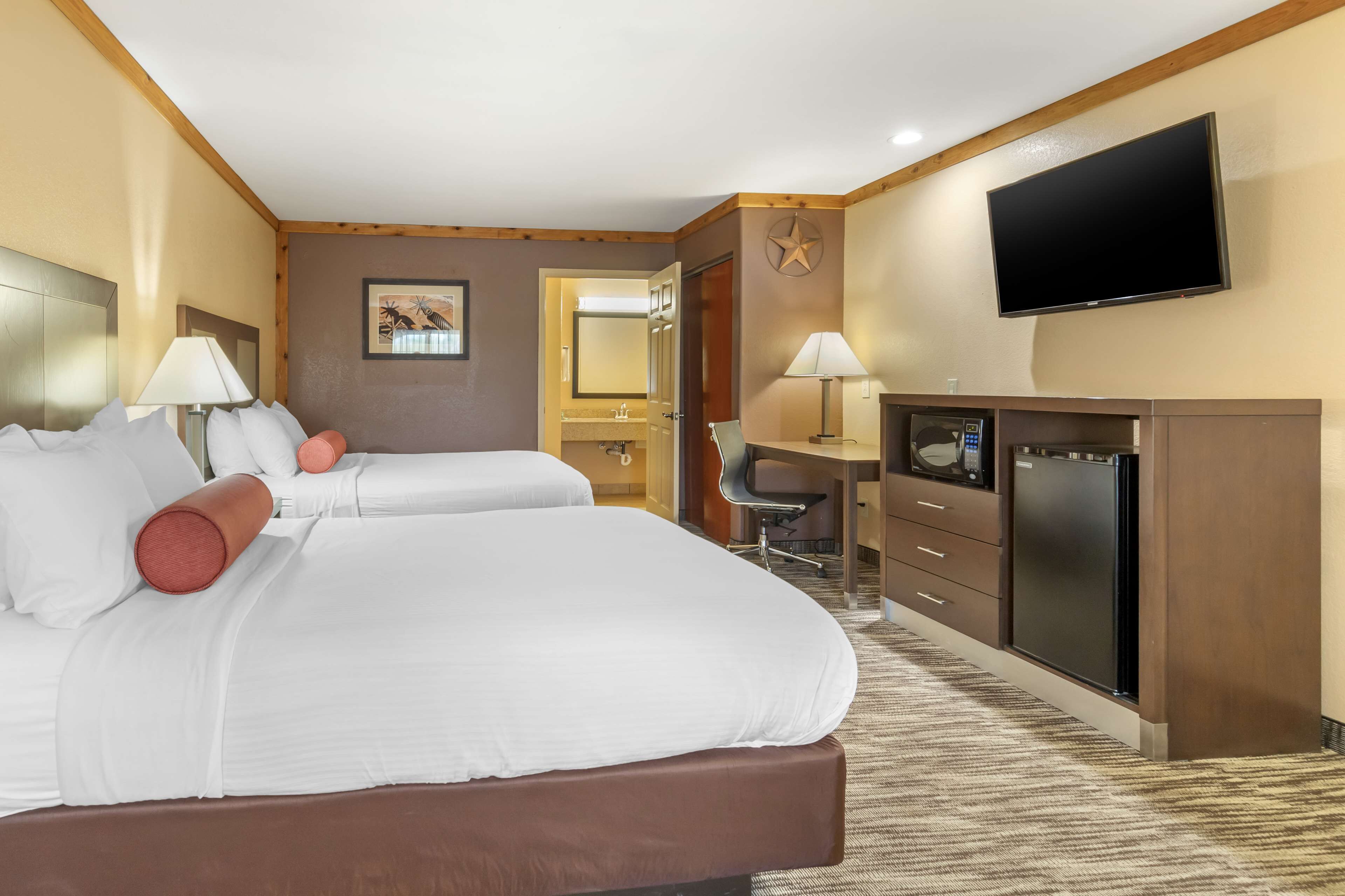 standard room, 2 queen beds, non smoking, microwave | desk, laptop workspace, iron/ironing board, internet