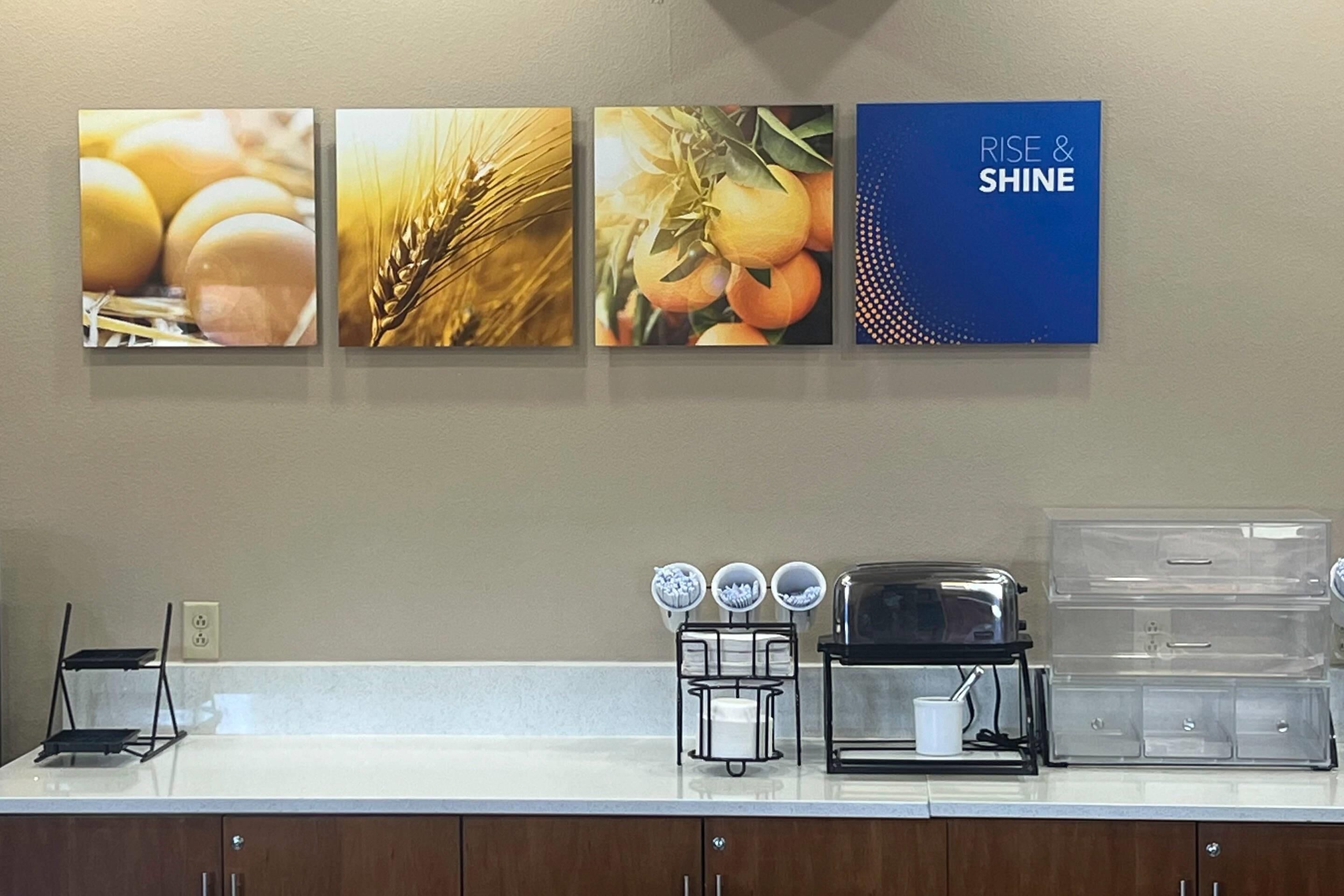 Café da manhã completo grátis todos os dias