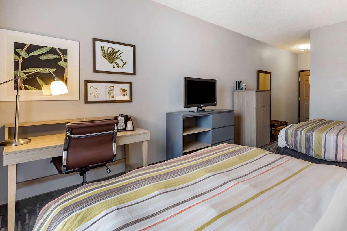 Down comforters, desk, iron/ironing board, cribs (surcharge)
